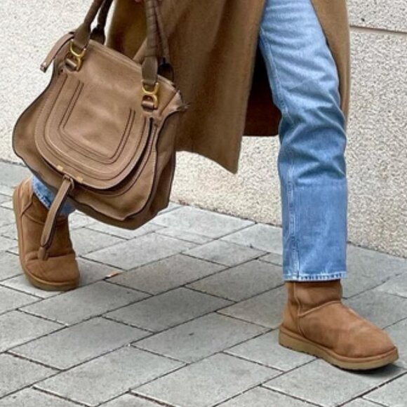 UGG Classic Short Boot 8" Shaft Chestnut Suede Shearling Lining Womens Size 5 - Picture 1 of 12